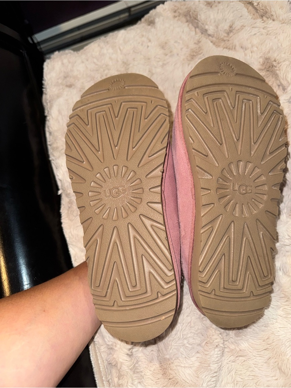 UGG Women's Pink Tasman size 8 - Picture 3 of 4